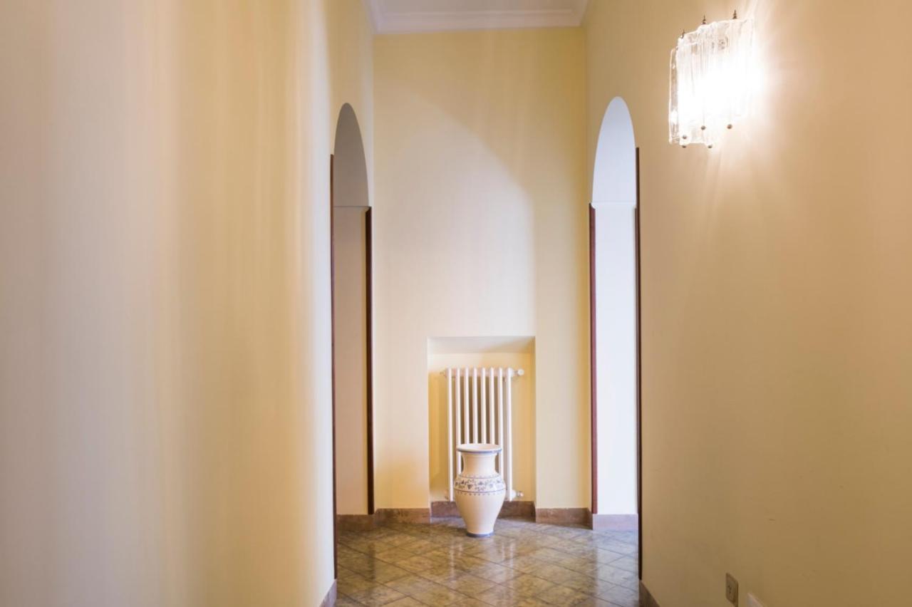 Incantevole Appartamento Al Borgo Monopoli Exterior foto