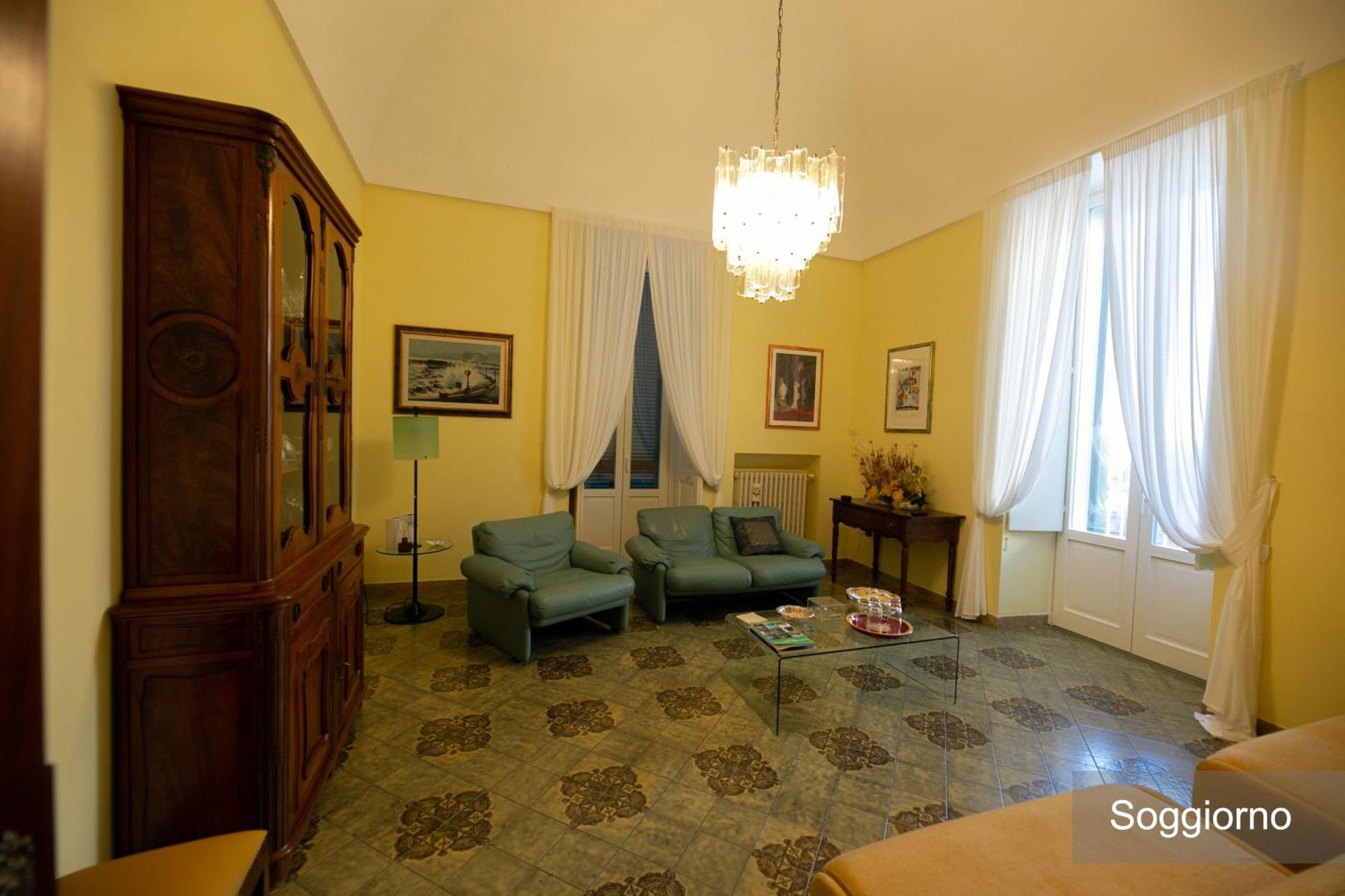 Incantevole Appartamento Al Borgo Monopoli Exterior foto